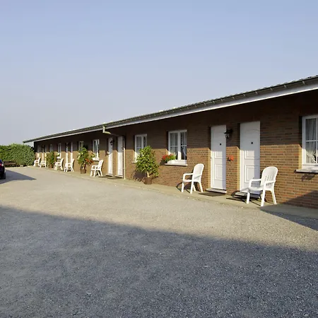 Restaurant Tychon Ag מלון